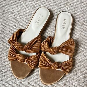 RAYE x House of Harlow 1960 Silk Note Slides